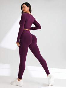 Easithlete Bộ đồ thể thao nữ tối giản, màu trơn, gồm áo croptop và quần legging có lỗ xỏ ngón tay cái. - Màu đỏ tím - Xem 2