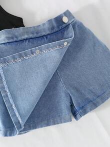 SHEIN Girls Casual Cute Outfit, Ribbed Turtleneck Vest With Rhinestone Bow + Denim Skort, Girls Spring/Summer Stylish Set - Black - View 6