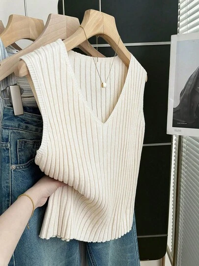 Franclia New Casual Loose Cream-Colored Korean-Style Simple Ribbed Knit Sleeveless Layering Cardigan, Elegant V-Neck Design, Versatile For Daily, Work, Relaxed French Style, Minimalist Charm, Modern Women's Commuter Knit Top