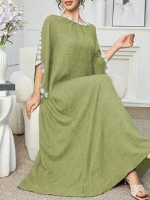 Al Najma Women's Elegant Floral Patchwork Water-Soluble Lace Arabic Style Dress - Green - View 3