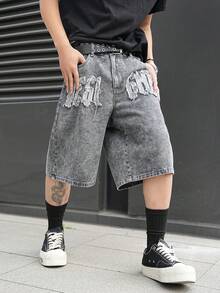 Manfinity EMRG Men's Casual Street Style Embroidered Frayed Hem Dark Grey Denim Shorts - Dark Grey - View 1