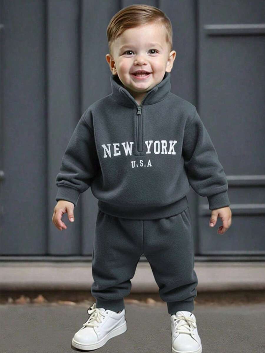 SHEIN Playful Pals 2 件装男婴字母印花长袖拉链运动衫和休闲运动裤套装，休闲秋季服装 - 灰色 - 查看 1