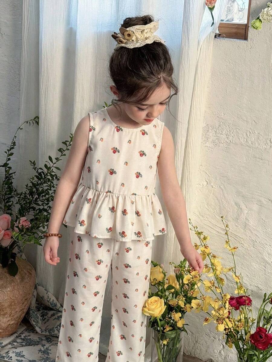 SHEIN 2pcs/Set Young Girl Ditsy Floral Sleeveless Tank Top & Loose Casual Pants Set - Apricot - View 1