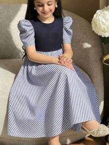 SHEIN 少女撞色蝴蝶结装饰无袖方领A字碎花连衣裙 - 藍色 - 查看 9