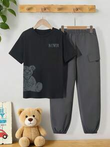 SHEIN Mirajuku 2pcs Boys' Print Black Short Sleeve T-Shirt And Beige Cargo Pants Casual Suit, Spring/Summer - Grey - View 3