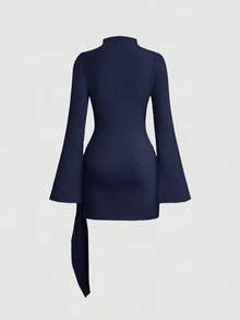 SHEIN Sweetro Vestido ceñido al Body con mangas acampanadas y cintura entallada de estilo minimalista - Azul Marino - Ver 2