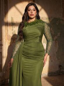 Aureia Robe de soirée élégante et glamour de grande taille, verte, de luxe, avec perles, sequins, manches longues transparentes, plumes et volants, avec une fente style sirène. Convient pour les soirées, les enterrements de vie de garçon/jeune fille, les rendez-vous, les bals de promo, les vacances, les mariages et autres événements. Robe de soirée Top de gamme, idéale pour la Saint-Valentin - Vert - Voir 6