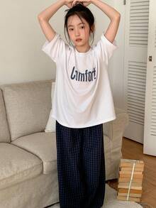 DAZY Tween Girls Crew Neck Printed Short Sleeve T-Shirt & Plaid Sweatpants Homewear Set, Autumn - Navy Blue - View 5