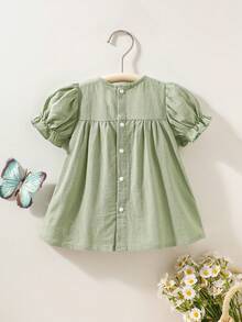 SHEIN 夏季新生女宝宝白色刺绣图案拼接绿色泡泡袖连衣裙，清新、可爱、甜美，非常适合外出和拍照。 - 綠色 - 查看 4