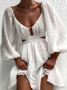 Cévolie 女士新款春夏休闲度假风针织白色褶皱无袖迷你连衣裙，侧边镂空设计，复古宽松喇叭七分袖低胸性感露背系带短裙，适合休闲度假、日常穿着、休闲聚会、约会等场合。 - 白色 - 查看 1