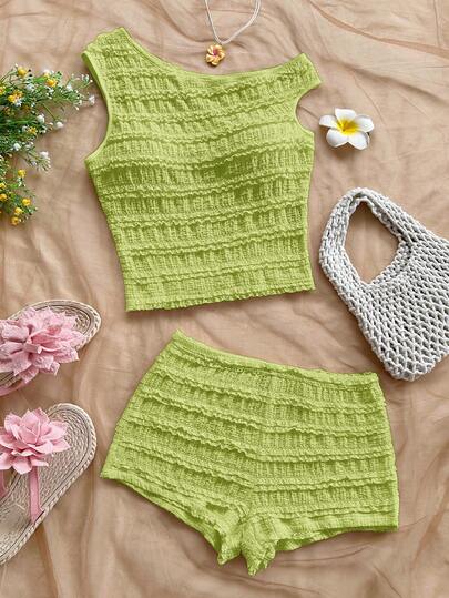 Soleia 女士春夏度假两件套：红白条纹针织不对称露肩短款上衣和超低腰紧身短裤，适合派对、圣诞节、情人节、约会、海滩、邮轮、嘉年华、复活节等场合。