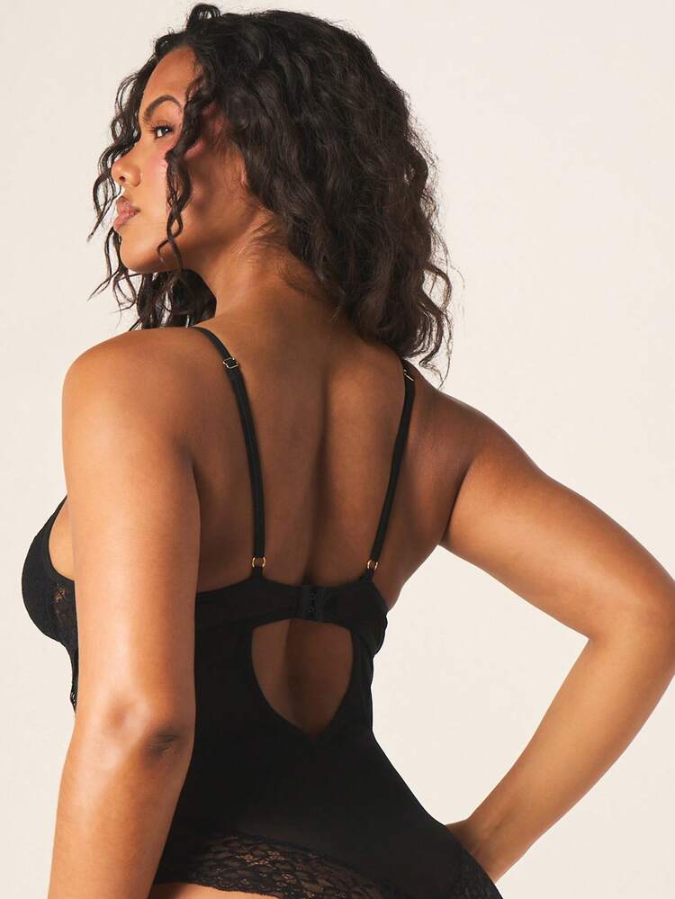 MISSGUIDED Women Sexy Lace Bodysuit With Sheer Mesh Panels And Scalloped Trim Detail Lingerie