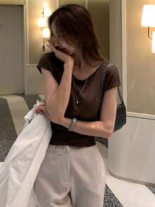 DAZY Women's Relaxed Fit Crew Neck Basic Knit Top - Brown - View 3