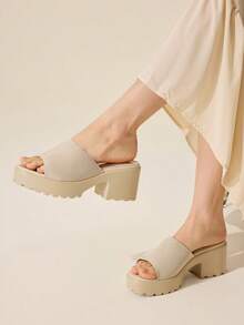 CUCCOO BASICS 女士时尚黑色布面休闲凉鞋，厚底粗跟，适合春季、春假、复活节和圣诞节穿着。 - 杏色1 - 查看 3