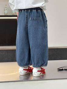 DAZY 男童休闲口袋纽扣牛仔裤，百搭日常穿着 - 中等水洗藍 - 查看 2