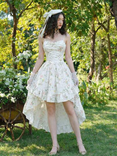 SHEIN MOD 女士复古碎花爱心领交叉系带荷叶边不对称复古下摆连衣裙，适合春夏、复古风、花园、下午茶、毕业派对、白色毕业礼服、日常穿着、约会等场合。