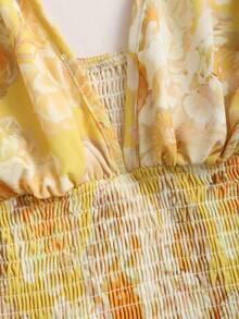 SHEIN Sweetro Vestido mini con estampado floral, cintura ceñida y espalda descubierta - Amarillo - Ver 3