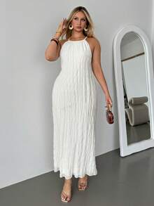 Auralis 新款夏季休闲加大码露背系带纹理雪纺轻盈飘逸褶皱双层直筒连衣裙/日常连衣裙/流行白色连衣裙/情人节连衣裙 - 白色 - 查看 4
