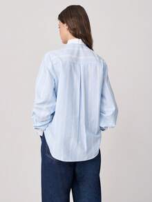 Nöista 浅色条纹衬衫，宽松版型，搭配超大领结和装饰性打结纽扣。甜美复古，是春夏日常穿着和休闲通勤的理想之选。 - 卡其色 - 查看 2