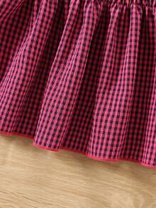 SHEIN 两件套女童休闲可爱格子衬衫和T恤，宽松版型，搭配复古水洗蓝色牛仔裤，裤脚毛边饰有黄色花卉刺绣，修身剪裁，面料柔软舒适，打造时尚街头风穿搭 - 彩色 - 查看 6