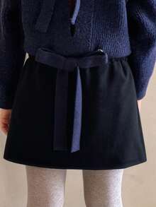 DAZY Young Girl Solid Color Casual Versatile Daily Wear Mini Skirt - Black - View 2