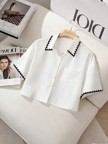 Franclia 女士花卉饰边短袖单排扣休闲口袋露脐衬衫 - 白色 - 查看 6