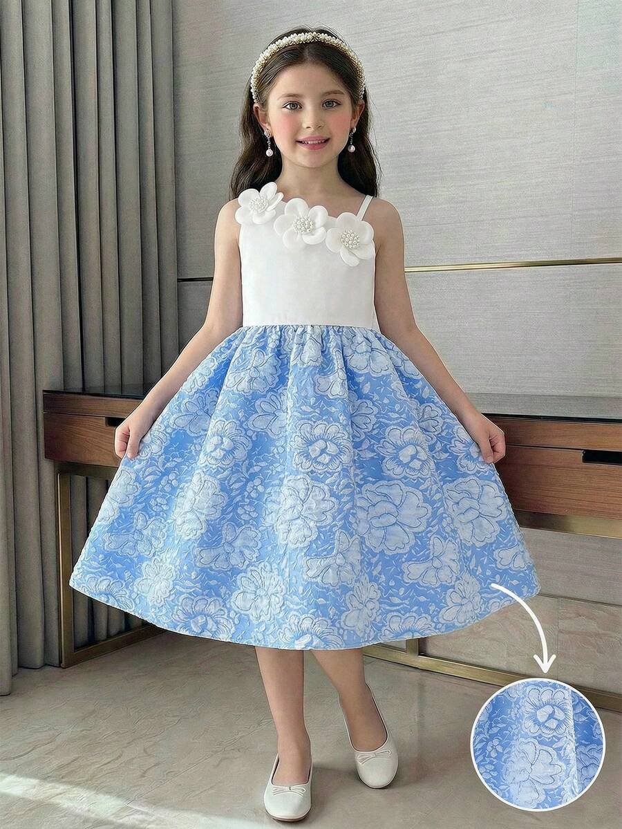 SHEIN 女童白色3D立体花朵与天蓝色印花连衣裙,优雅、时尚、可爱、舒适、简约,适合派对、郊游、度假、休闲娱乐等场合。 - 彩色 - 查看 1