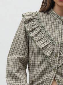 Nöista Women's Fitted Peter Pan Collar Gingham Shirt - Olive Green - View 4