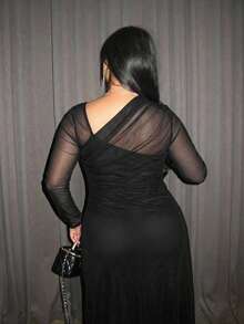 Firerie 大码女式优雅简约时尚基础款日常穿搭ins风通勤时尚达人音乐节刺绣弹力网纱不规则领褶皱修身长袖连衣裙 - 黑色 - 查看 2