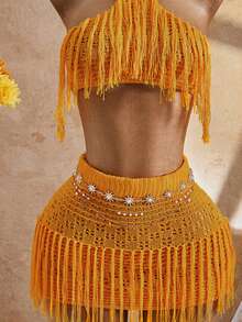 Slaydiva 26SS Spring/Summer Vacation Beach Sexy Yellow Halter Two Pieces Set With Tassels - Yellow - View 7