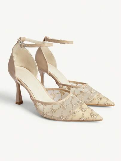 CUCCOO CHICEST Women Heeled Sandals