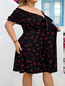 SHEIN CURVE+ Curve 尺码 US22 音乐节、海滨度假、波西米亚风女士春夏假日风格樱桃印花露肩短袖连衣裙，优雅度假装扮，女士休闲婚礼宾客连衣裙，太阳裙 - 黑色 - 查看 6