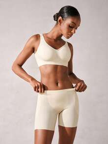 女士无缝加垫塑身内裤，丰臀、紧致腹部，薄丝滑冰纤维，带泪珠泡沫垫 - 杏色 - 查看 9