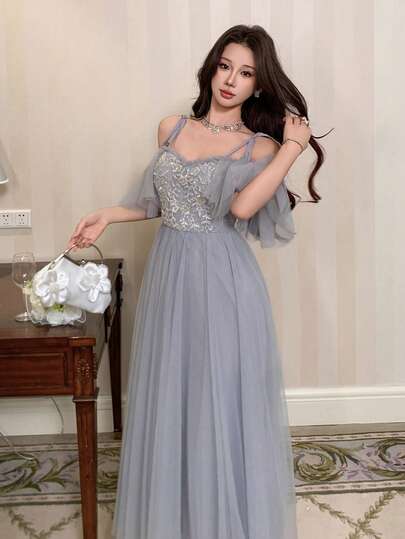 DAZY Đầm phù dâu thanh lịch dành cho nữ, phối ren và xếp nếp ở gấu váy, dáng dài ngang gối không tay, thích hợp cho mùa hè.