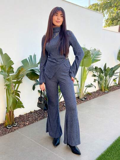 Hitanina 新款女式高领罗纹针织抓绒不对称金属装饰喇叭袖上衣和喇叭裤套装，百搭日常穿着，优雅青春，秋冬