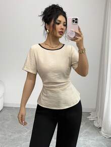 SHEIN Elenzya 女士优雅休闲杏色和黑色蝴蝶结设计褶皱腰部短袖修身衬衫，春夏款 - 杏色 - 查看 7