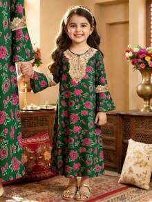 Màu xanh lá cây đậm