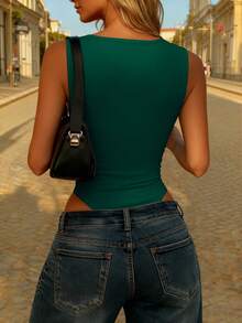 EMERY ROSE Women's Y2K American Retro V-Neck Sleeveless Bodysuit - Sexy Casual Slim Fit Top - Green - View 2