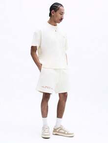 SUMWON Quần short nam màu kem, in logo, dáng regular fit, thích hợp mặc mùa hè, có túi hai bên. - Màu be - Xem 3