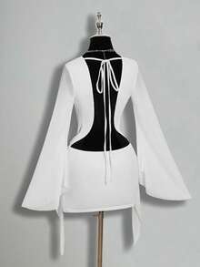SHEIN ICON Vestido mini con escote pronunciado, parches de malla y espalda descubierta - Blanco - Ver 8