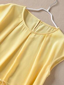 Rusticease Women's Yellow Round Neck Belted Top And All-Over Allover Print Pants 2 Pieces Set - Multicolor - View 4