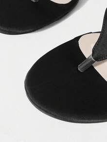 Mnmlis Women's Wedge Sandals - Black - View 5