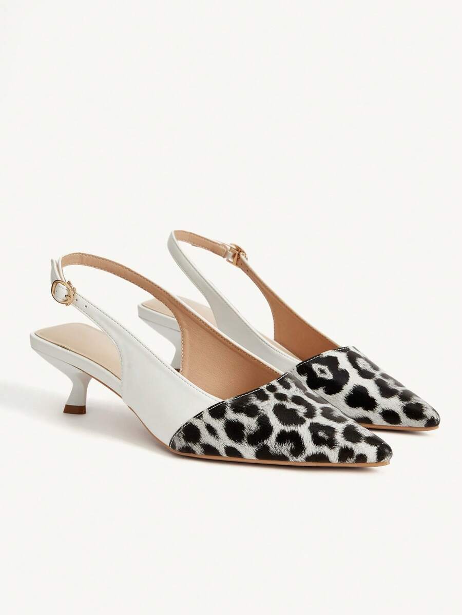 CUCCOO CHICEST Women Pumps - White - View 1