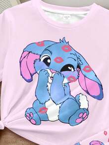 SHEIN Pijama de estilo ballet con estampado de corazón de conejo azul de dibujos animados rosa kawaii, adecuado para niñas jóvenes, ajuste ceñido, cuello redondo, manga corta, apropiado para el verano, estilo dulce y acogedor, nueva colección 2026, vibraciones de vacaciones, fácil comodidad, estilo Y2K, ropa para niñas jóvenes, conjuntos de ropa para niñas, ropa para niñas - Multicolor - Ver 5
