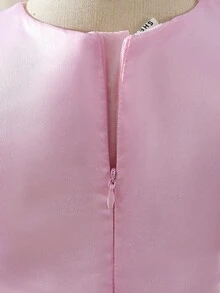 SHEIN Glamorique Kids 女童花童伴娘礼服，婚礼，花童，优雅，3D玫瑰，蕾丝连衣裙，女婴夏季连衣裙，生日照服装，生日派对，春季，夏季，舞会礼服，优雅派对礼服，女童生日礼服，儿童缎面连衣裙，儿童小新娘礼服，儿童礼服衬裙，女童公主裙，花边连衣裙，粉色蝴蝶结连衣裙，女童连衣裙，儿童连衣裙，迷人儿童连衣裙，蝴蝶结细节连衣裙，儿童生日礼服，粉色儿童连衣裙 - 粉色 - 查看 7