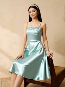 SHEIN 少女优雅连衣裙，绿色吊带修身针织缎面连衣裙，春夏时尚高端连衣裙 - 綠色 - 查看 3