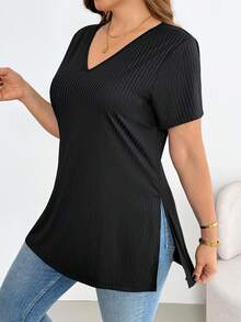 SHEIN Essnce 大码女装春夏时尚休闲高弹舒适日常百搭显瘦高开衩黑色V领短袖T恤，夏季穿搭，简约风格，外出上衣，黑色打底衫，曲线上衣 - 黑色 - 查看 3