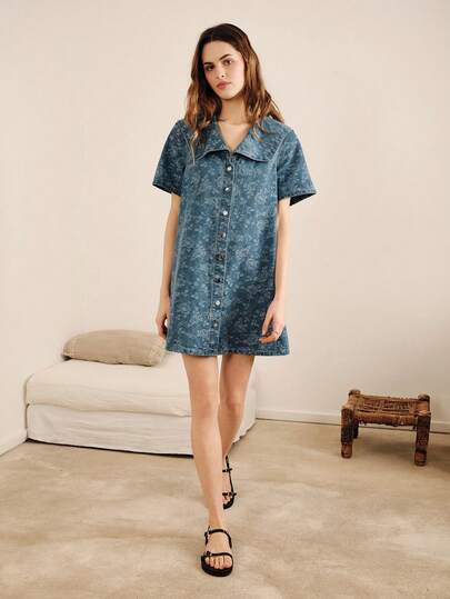 lacRébo 牛仔迷你连衣裙，配超大水手领
