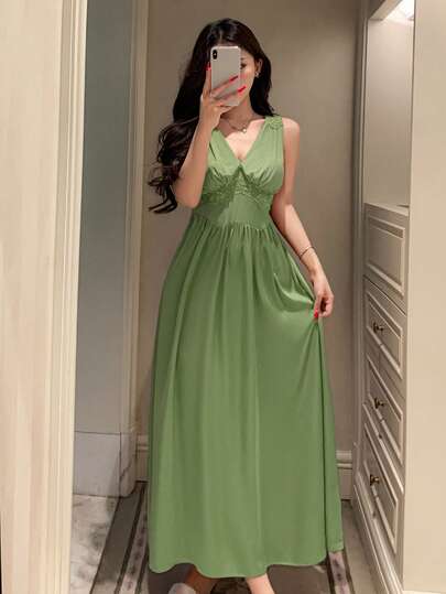 DAZY Lace Patchwork Sleeveless Waist Cinched Dress, Spring Loungewear For Women