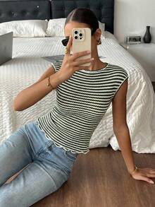 Siren Gaze 女士条纹圆领蝙蝠袖修身T恤，夏季 - 軍綠色 - 查看 9